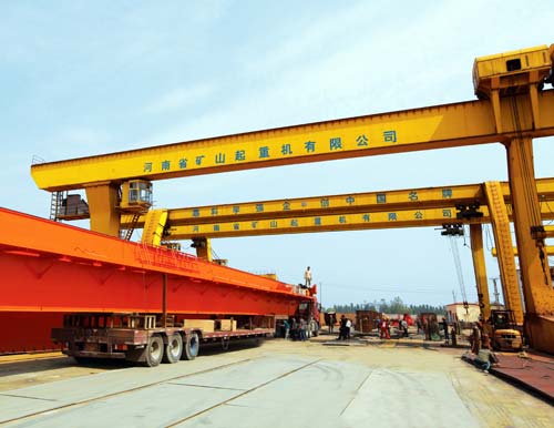 L型5-32/5單主梁吊鉤門(mén)式起重機(jī)